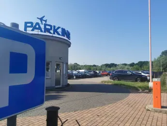 Główne zdjęcie parkingu Parking Tani i Bezpieczny SMART Parking Tani i Bezpieczny SMART - główne zdjęcie parkingu