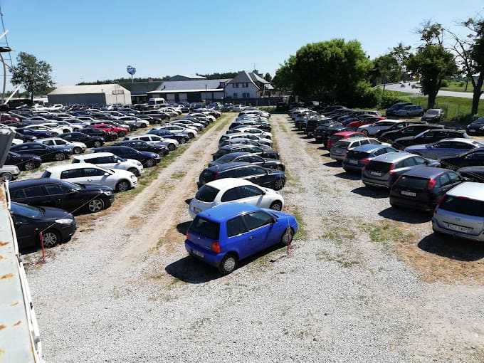 Zdjecie nr 2 parkingu Lider Parking Modlin przy lotnisku Modlin w Warszawie