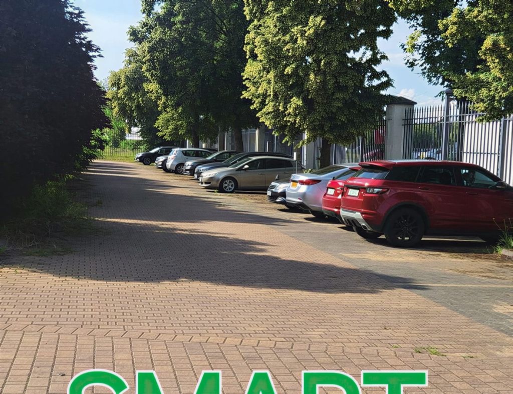 Tani i Bezpieczny SMART - parking lotnisko Modlin (WMI) - zdjęcie 2