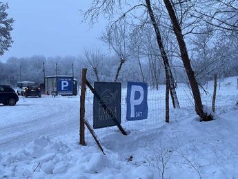 Park4Modlin - parking lotnisko Warszawa-Modlin (WMI) - główne zdjęcie parkingu